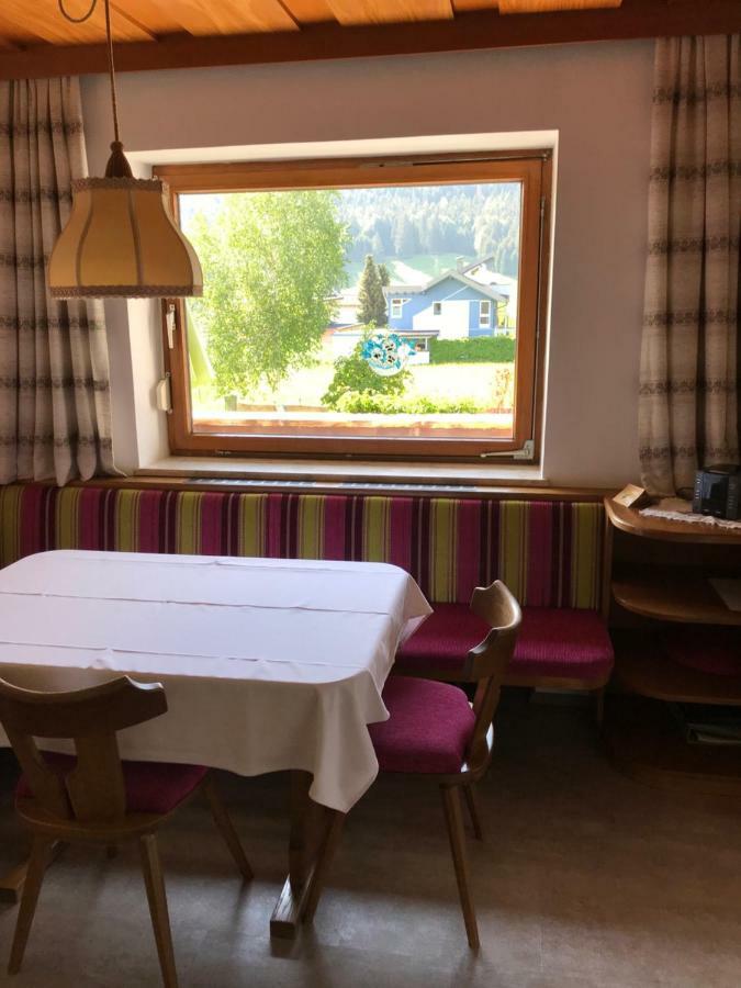 Ferienwohnungen Kathrein Reutte Exterior foto